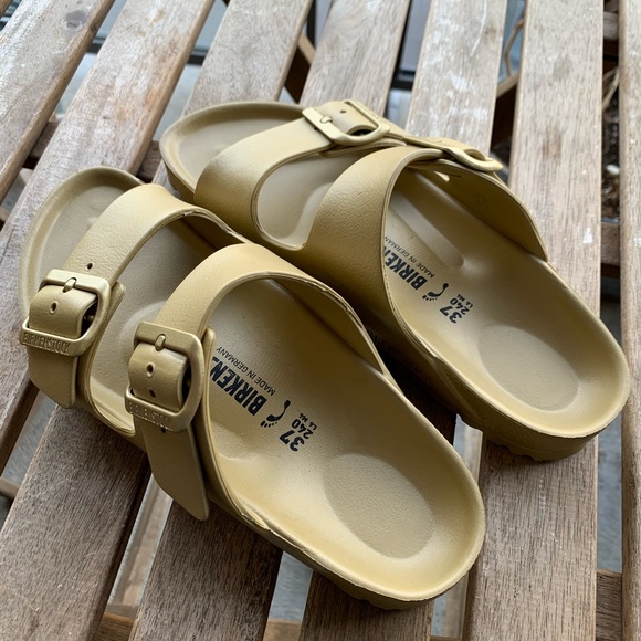 Birkenstock Eva Arizona Sandal in Glamour Gold EU 37 Narrow - Picture 6 of 6